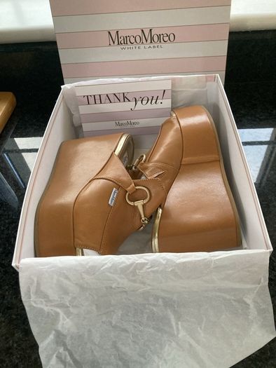 Marco Moreo Tan Gucci style wedge size 38