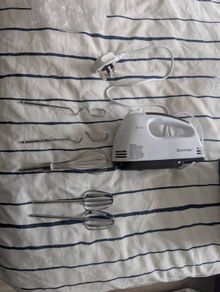 Showvigor Hand Mixer , 7 Speed, 180W ,Excellent Condition