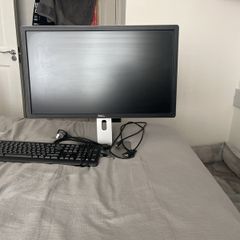 Monitor and keyboard