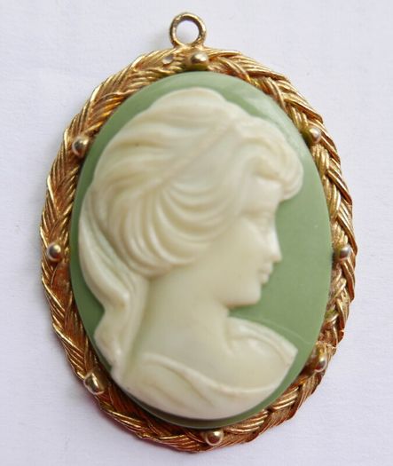 Vintage Green Cameo Pendant