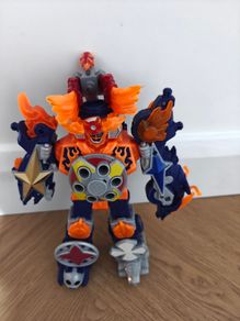 Power Rangers Super Ninja Steel Blaze Megazord (Core Robot + Headcrest Weapon)