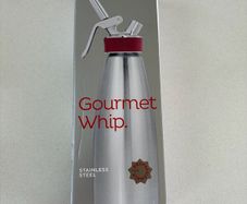 Brand New ISI GOURMET WHIP + 50 Gourmet Chargers