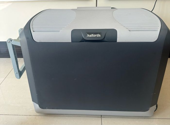 Halfords Camping Fridge