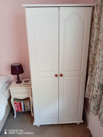 wardrobe
