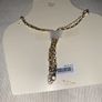 gold tone chain Image 2