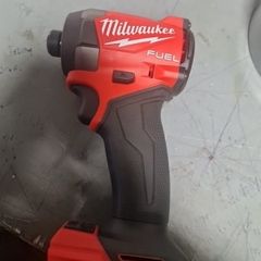 milwaukee impact driver