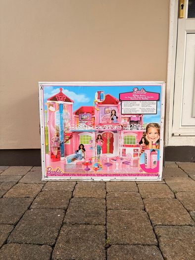 doll house