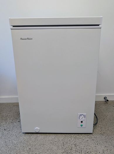 PowerPoint Chest Freezer: 6 Months Old 50% OFF New