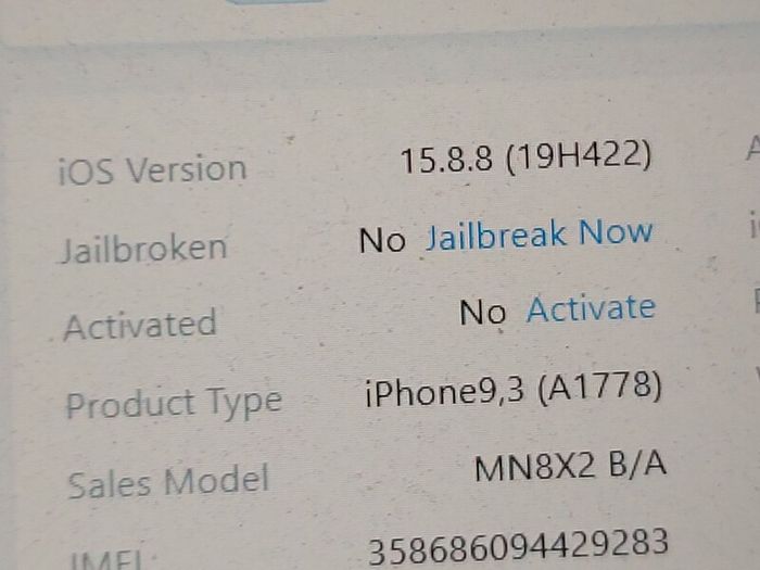 2 xApple Iphone 7, 32GB, Activation Locked, For parts or repair, Excellent Cosmetic Condition