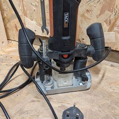 Tacklife 1/4" Router