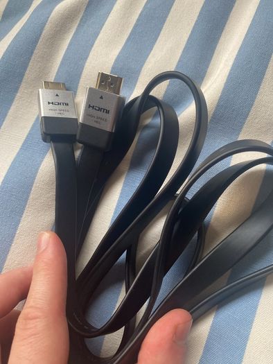 Hdmi cable