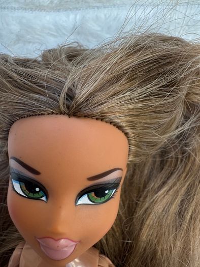 Bratz Girlfriendz Night Out Dance Disco Fianna Doll Nude Used Please see photos
