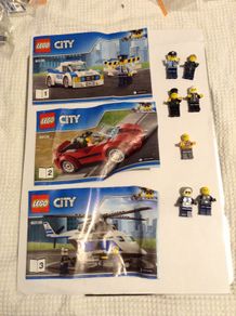Lego City set 60138 minifigures from parts 1,2,3.