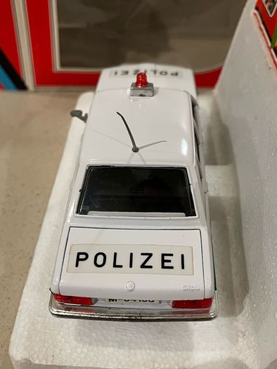 BMW Serie 5 German police 1/24 rare NIB