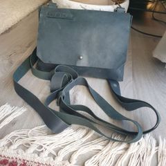Oska Leather Cross Body Bag
