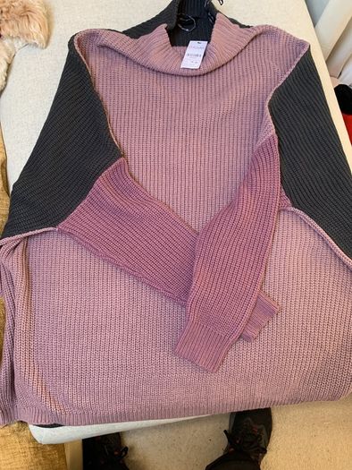 Oversized Jumper size 18/20 brand new