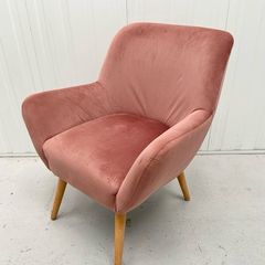 Dusky Pink Velour Chair