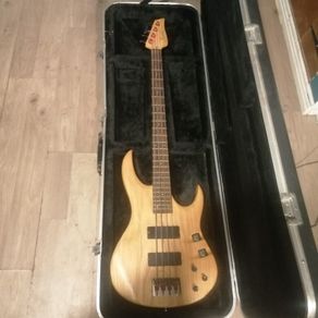 Maverick Nemesis S4 Bass Guitar and hard case