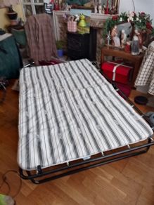 fold up double bed
