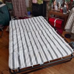 fold up double bed