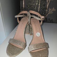 Ladies Gold Glitter High Heels Size 6 (EU 39)