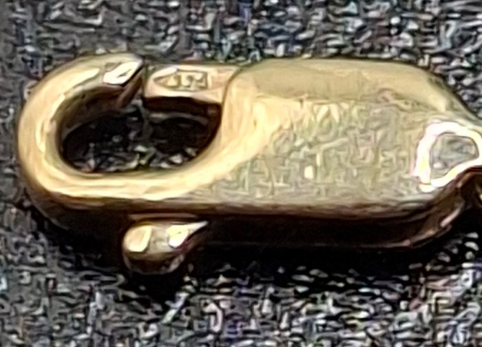 9 ct gold bracelet