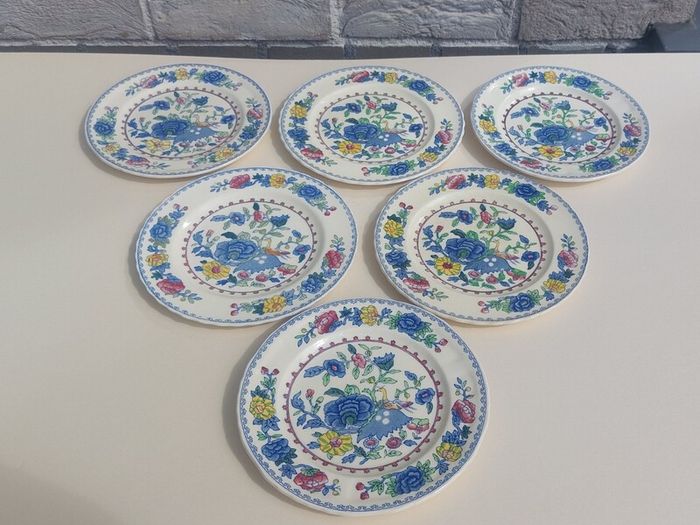 Beautiful Masons Patent Ironstone Set of Six Bread and Butter Plates in the Regency Pattern, Circa 1940 to 1950