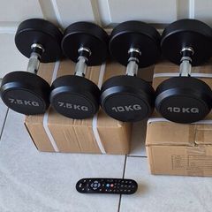 2xbrand new sets of dumbbells