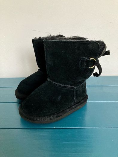 River Island  suede baby boots, uk 3 jnr