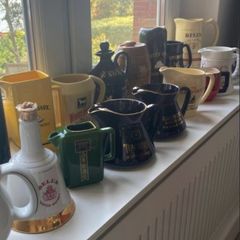 Ceramic Bar Collectibles (35)