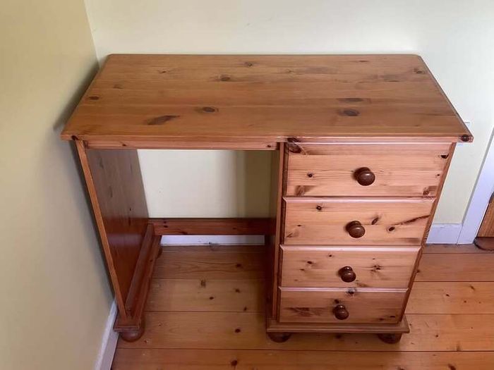 Solid Wooden Dressing Table With Matching Arched Mirror