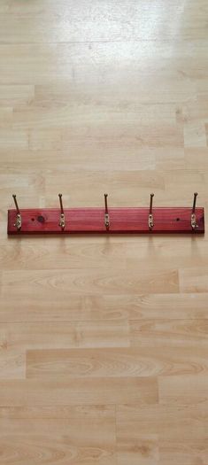 5 Hook Wall Rail