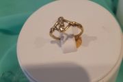 9 ct Ring
