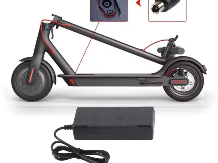 Battery Charger For Electric Scooter Aovo/Pro, Xiaomi MI M365/Pro, Segway Ninebot Scooter 42v 2A UK PLUG
