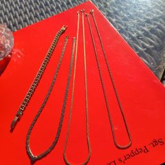 4 gold tone necklaces, D18, post 3e