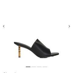Givenchy G Cube heel mule . Size 37 . New