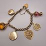 vintage 9 ct charm bracelet Image 2