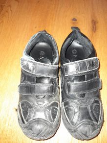 Boys shoes