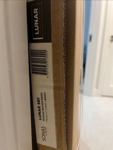 Shower Door Radius Bathscreen Sonas, Brand New