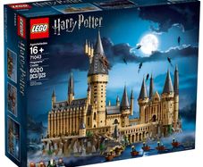 Lego brand new Hogwarts Harry Potter