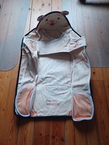 Baby anti roll changing mat