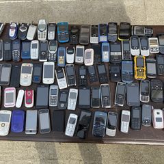 Bulk of old Nokia  phones