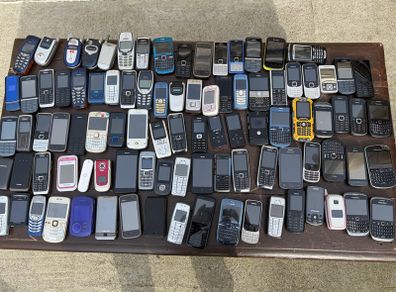 Bulk of old Nokia  phones