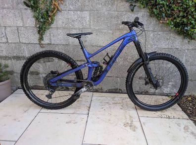 Trek Slash 8