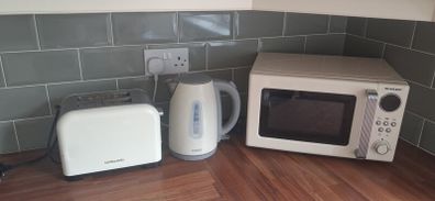 Microwave Kettle and Toaster