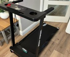 Treadmill with Smart watch included