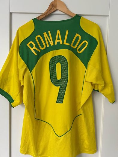 2002 Brazil Home Jersey - Ronaldo R9 Print AUTHENTIC JERSEY.