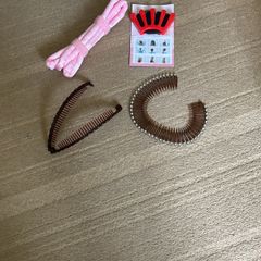 4 x hair accessories