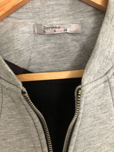 Bershka size S
