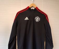 Manchester United Training Top Track Top .Quarter Zip. Official Adidas Youths Age 13 To 14 Years. Collect In Dublin Or Receive Via Post.